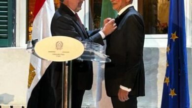 المهندس خالد ابو بكر يتقلد وسام "فارس