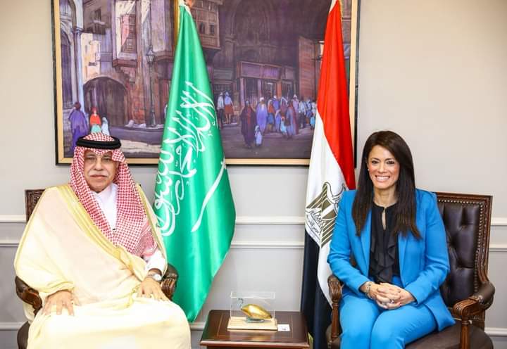 وزيرة التعاون الدولي تعقد جلسة مباحثات مع الدكتور ماجد القصبي وزير التجارة السعودي خلال زيارته لمصر